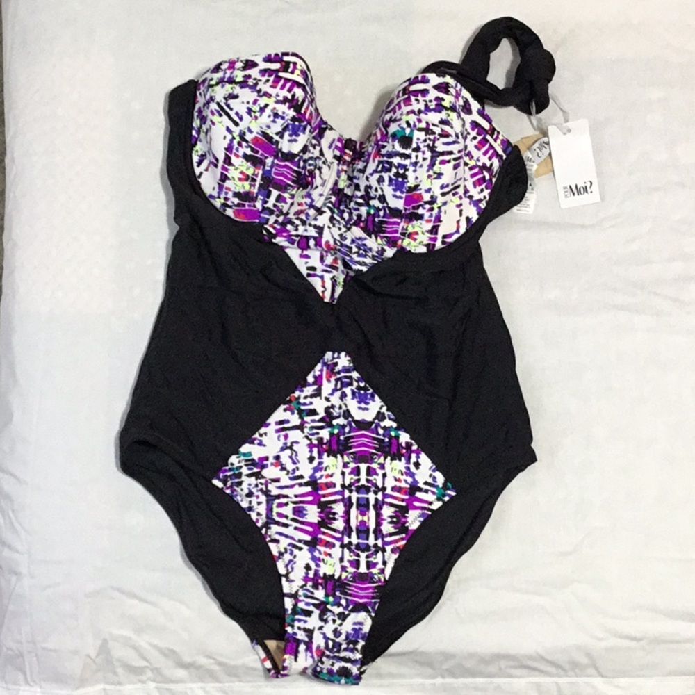 One piece bathing suit